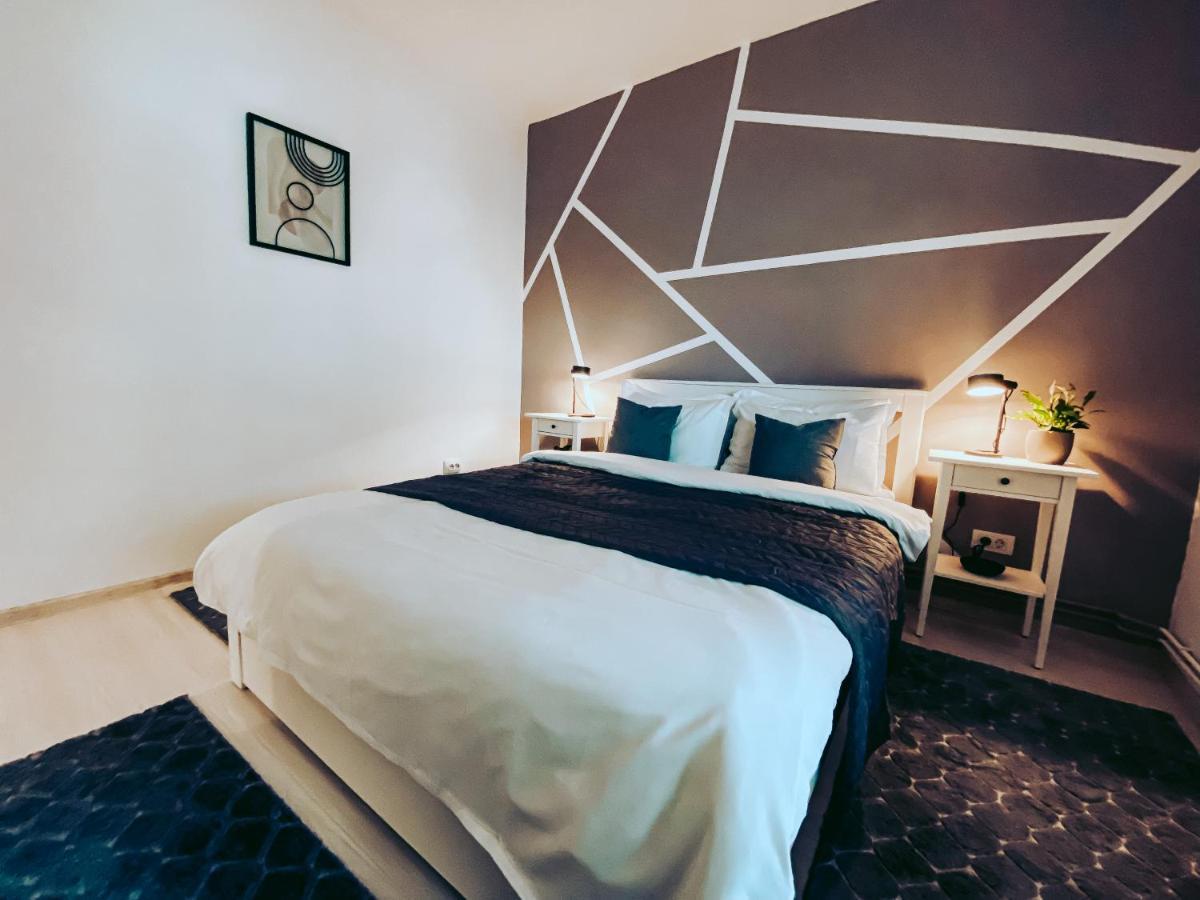 Apartment One Braşov Esterno foto